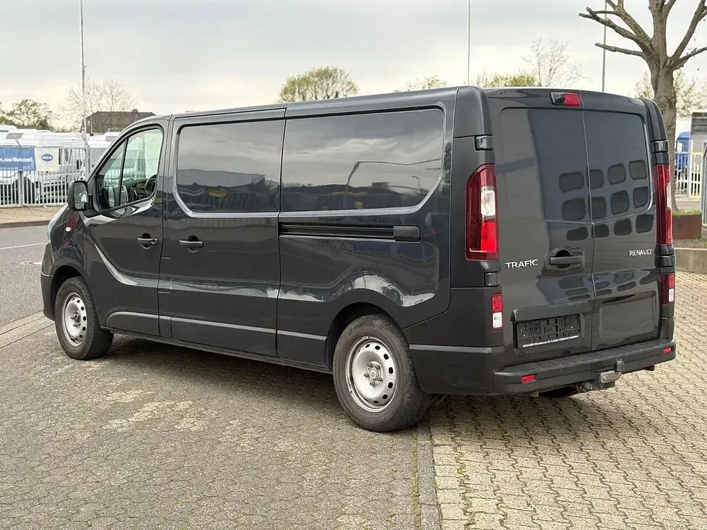 Gebraucht Renault Trafic 170 PS (125 kW) 2021 Grau Van / Kleinbus