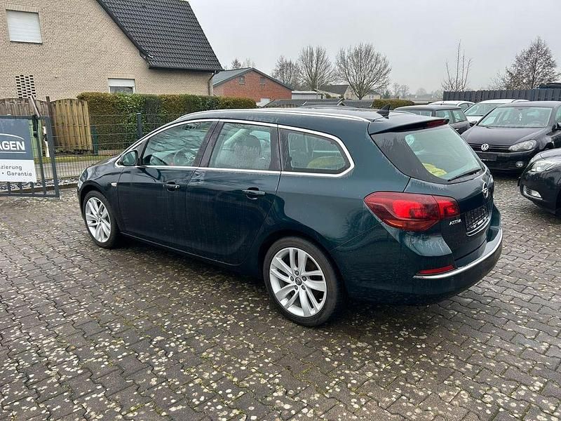 Gebraucht Opel Astra Exklusiv 110 PS (80 kW) 2016 Grün Kombi
