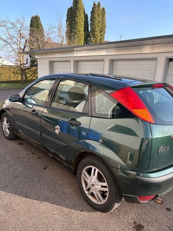 Gebraucht Ford Focus 116 PS (85 kW) 2004 Grün Limousine