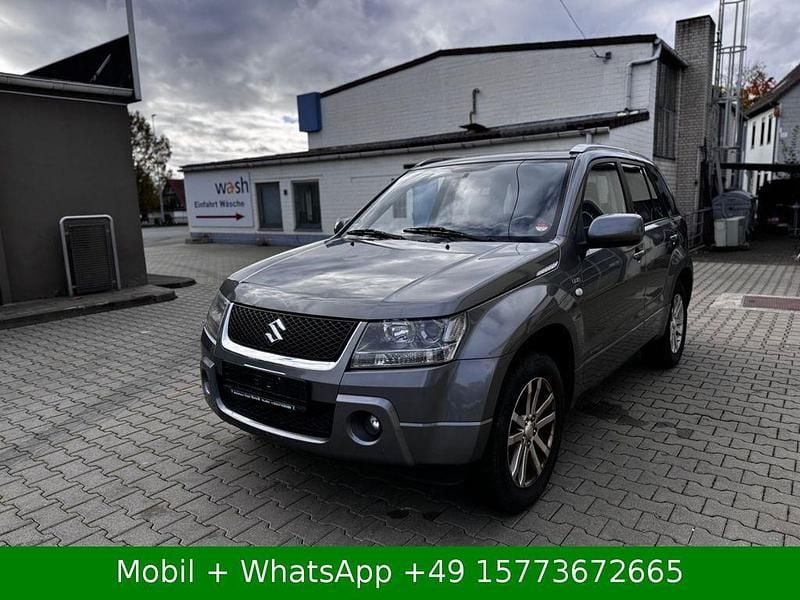 Grau Gebraucht 2008 Suzuki Grand Vitara Comfort SUV | 4.899 € (Fairer Preis) - Bild 1/4