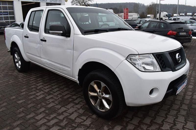 Gebraucht Nissan Navara XE 144 PS (105 kW) 2015 Weiß Abholung