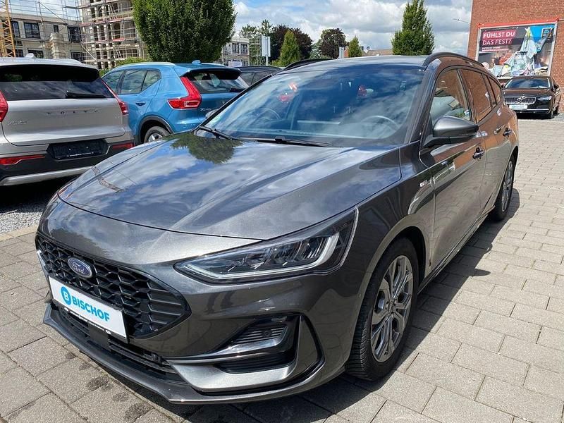 Gebraucht Ford Focus ST-Line 125 PS (91 kW) 2023 Grau Limousine
