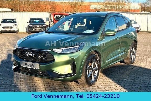 Neu Ford Kuga ST-Line 186 PS (136 kW) 2025 Grün SUV