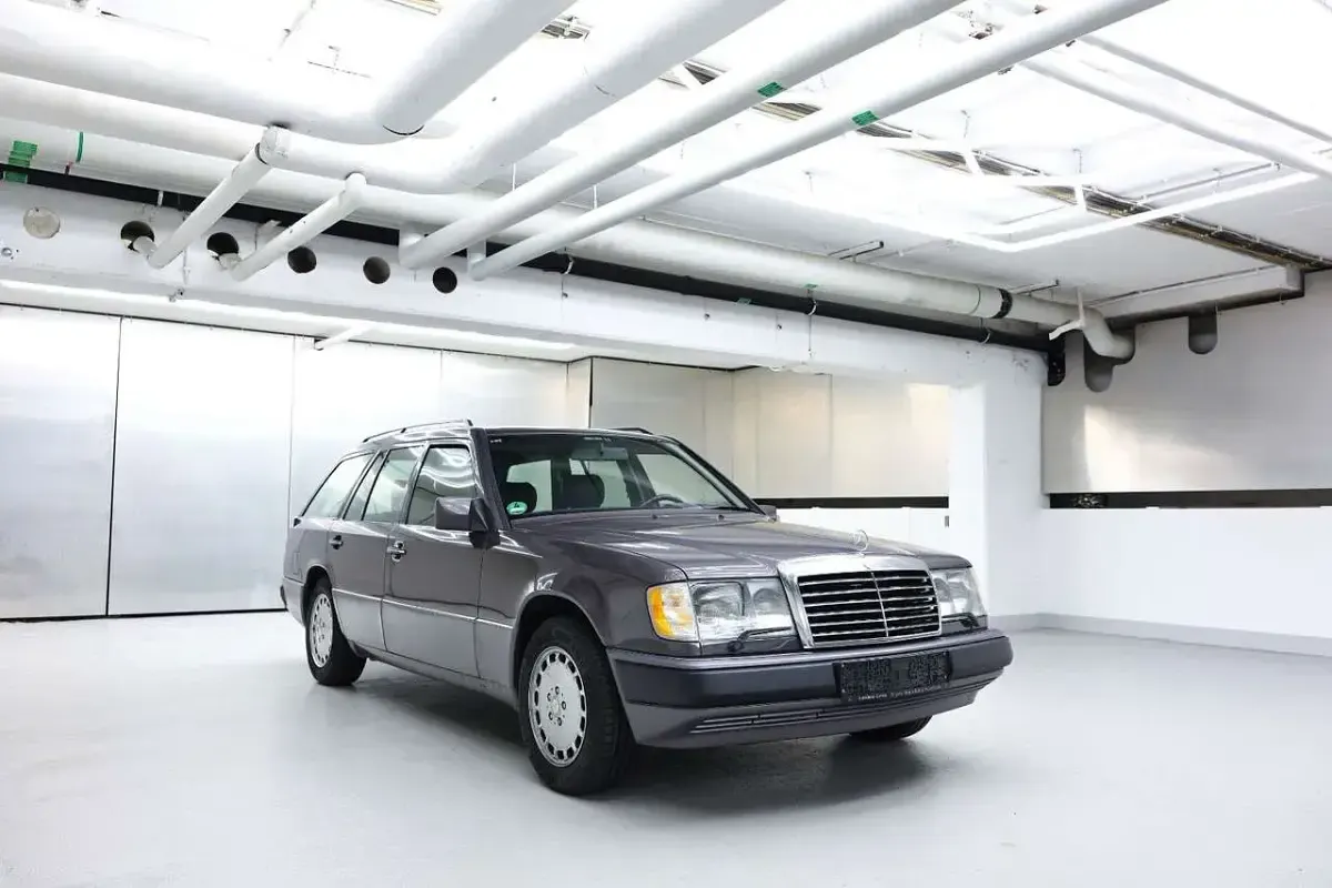 Gebraucht Mercedes 300 179 PS (131 kW) 1992 Bornit Kombi