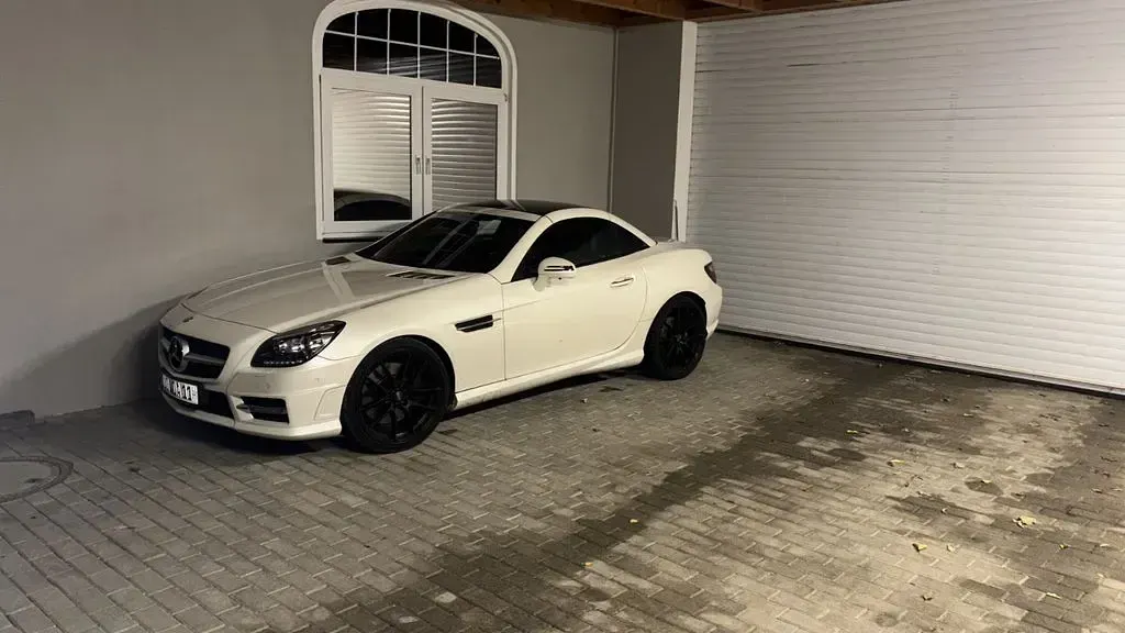 Gebraucht Mercedes SLK350 306 PS (225 kW) 2012 Weiß Cabrio