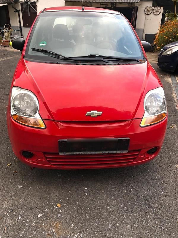 Rot Gebraucht 2009 Chevrolet Matiz Kleinwagen | 400 € (Superpreis) - Bild 1/4