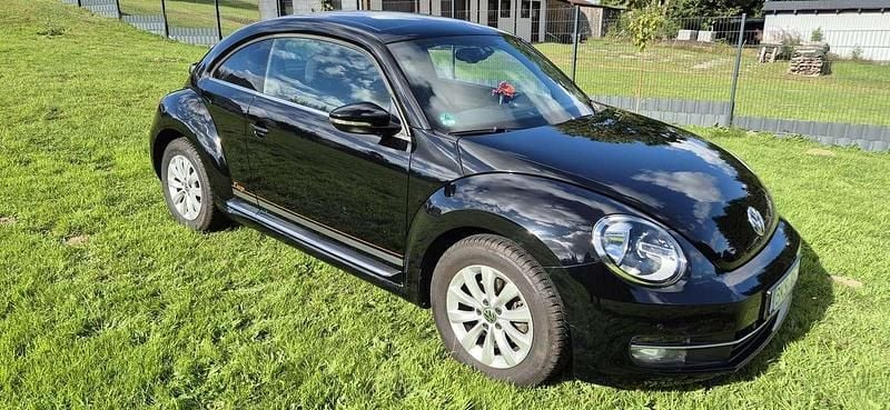 Schwarz Gebraucht 2014 VW Beetle Cup Limousine | 9.500 € (Guter Preis) - Bild 1/4