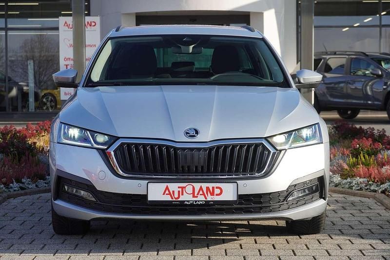 Gebraucht Skoda Octavia 150 PS (110 kW) 2022 Brillantsilber metallic Kombi