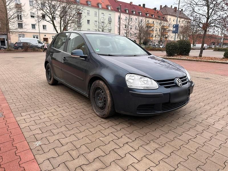 Gebraucht 2004 VW Golf V Limousine | 1.000 € (Superpreis) - Bild 1/4