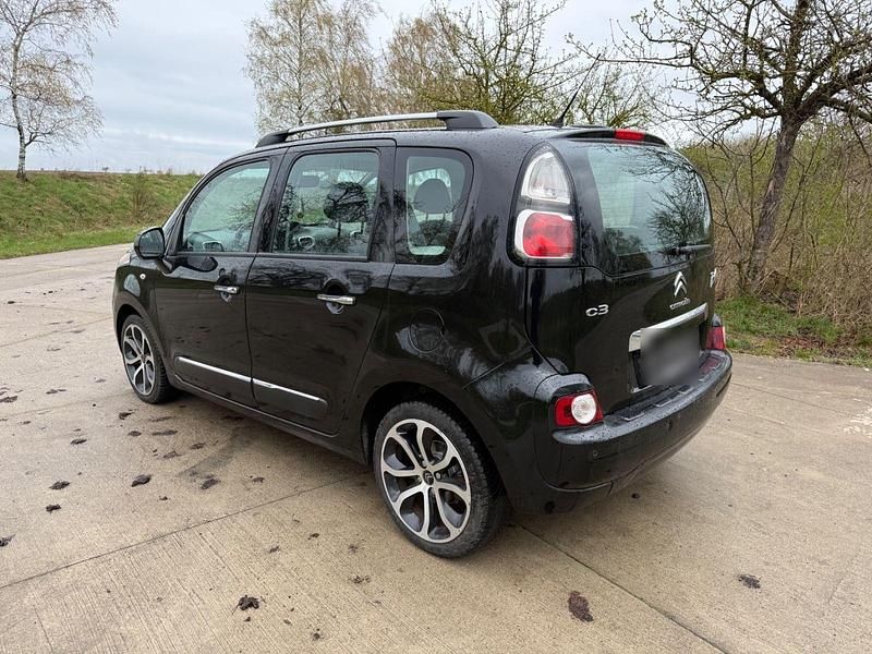 Second-hand Citroën C3 Picasso 114 CP (83 kW) 2014 Negru Monovolum