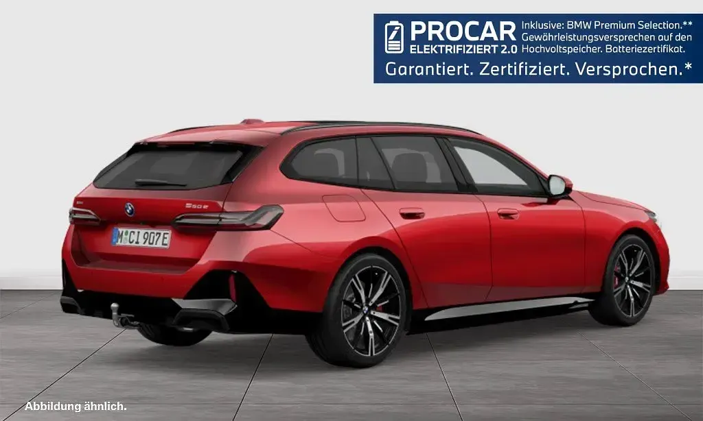 Gebraucht BMW 550e M Sport 489 PS (359 kW) 2025 Rot Kombi