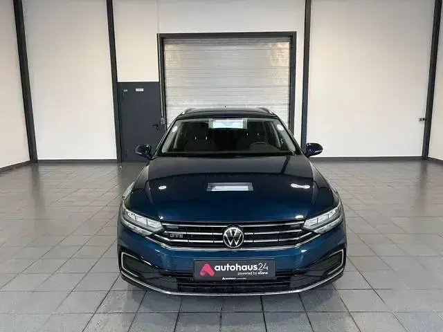 Gebraucht VW Passat GTE 156 PS (114 kW) 2021 Blau Kombi