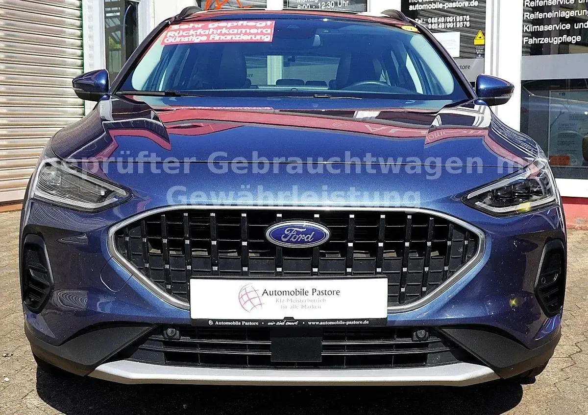 Gebraucht Ford Focus Active 155 PS (114 kW) 2022 Blau Kombi