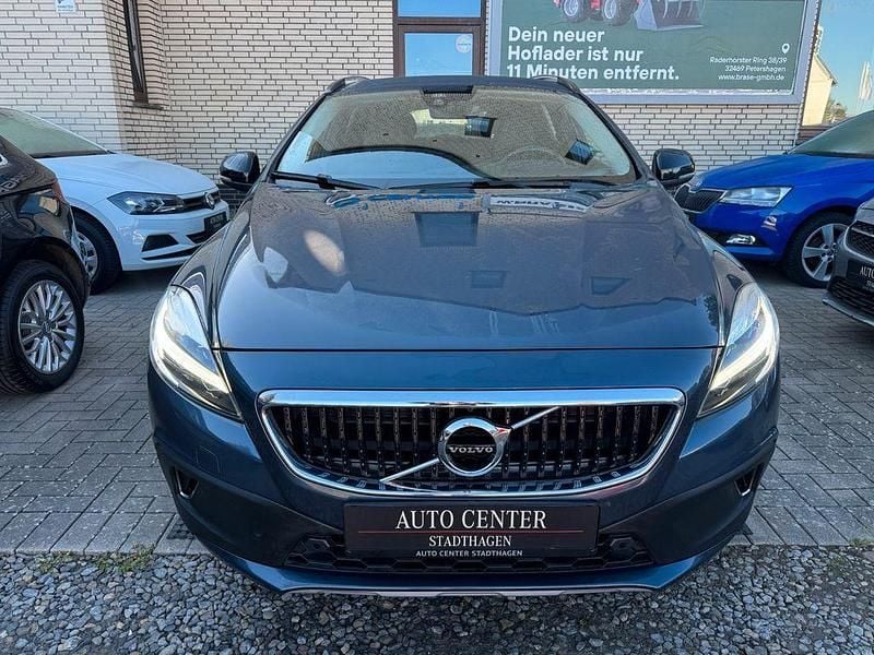 Usata Volvo V40 CC Plus 152 CV (111 kW) 2017 Blu Station wagon