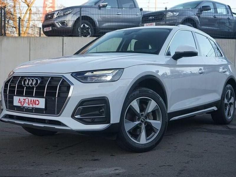 Gebraucht Audi Q5 Sport 204 PS (150 kW) 2021 Gletscherweiß metallic SUV