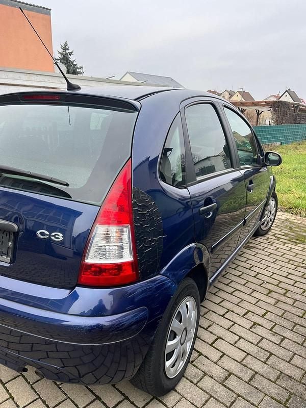 Gebraucht Citroën C3 60 PS (44 kW) 2006 Blau Kleinwagen
