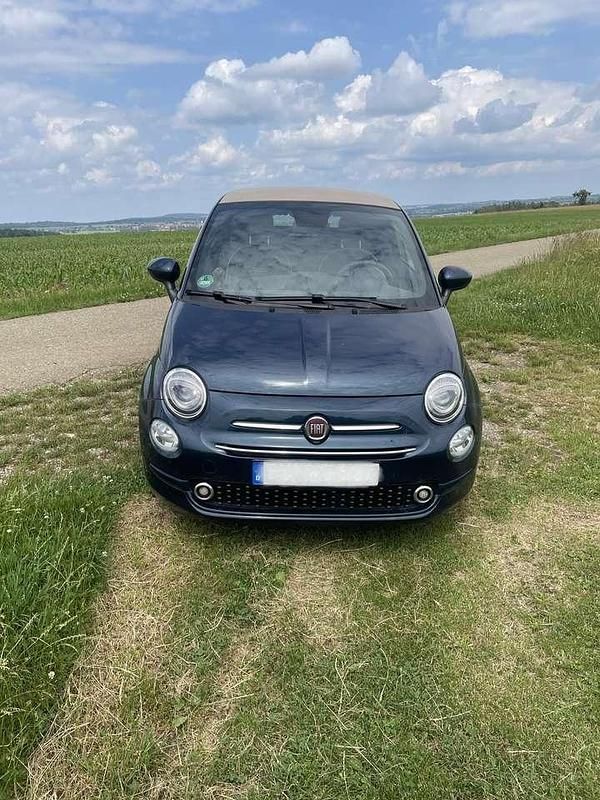 Blau Gebraucht 2020 Fiat 500 Lounge Cabrio | 12.000 € (Fairer Preis) - Bild 1/4