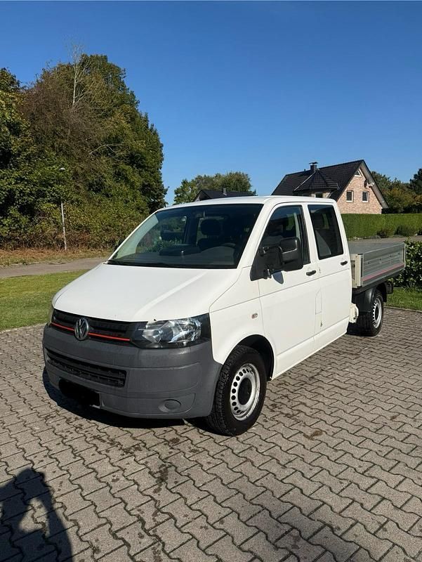Weiß Gebraucht 2010 VW T5 Van | 13.399 € (Etwas zu teuer) - Bild 1/4