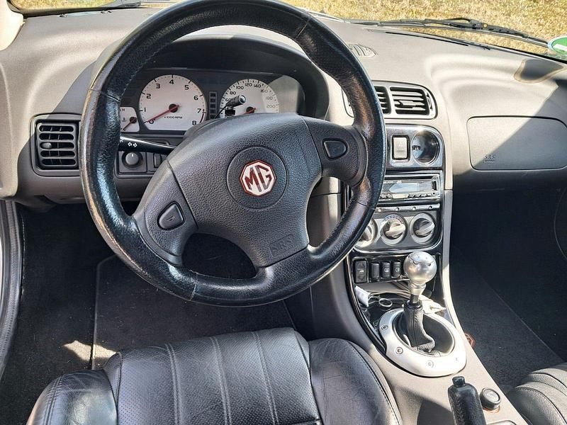 Second-hand MG F 120 CP (88 kW) 2001 Argintiu Cabrio