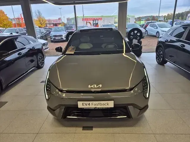 Gebraucht Kia EV4 GT-Line 150 kW (204 PS) 2025 Grau Kleinwagen