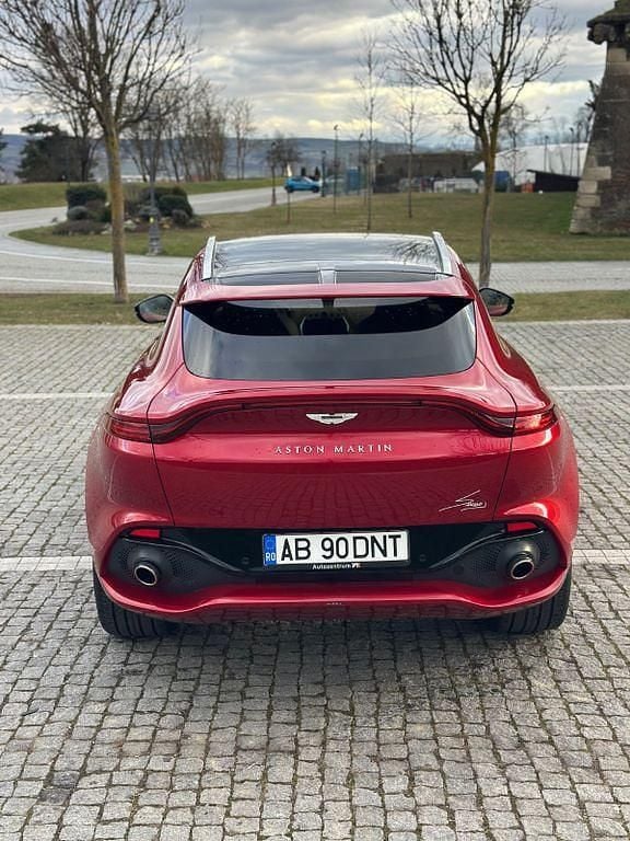 Gebraucht Aston Martin DBX 551 PS (405 kW) 2021 Rot SUV