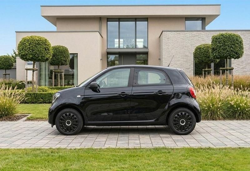 Second-hand Smart ForFour 71 CP (52 kW) 2019 Negru Hatchback