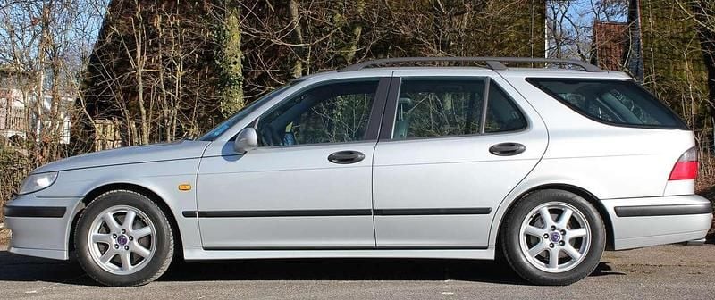 Używany Saab 9-5 Aero 230 KM (169 kW) 2000 Srebrny Kombi
