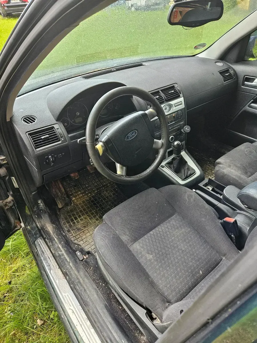 Gebraucht Ford Focus 131 PS (96 kW) 2003 Grün Kombi