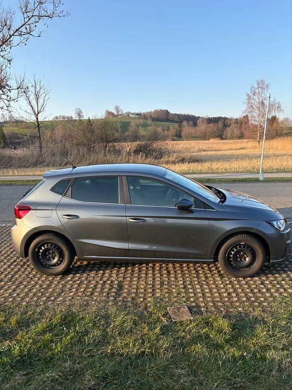 Gebraucht Seat Ibiza Style 75 PS (55 kW) 2017 Grau Limousine