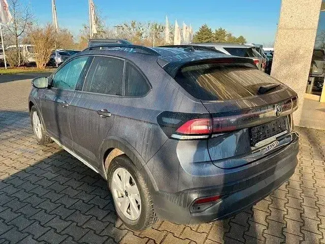 Używany VW Taigo Pro 110 KM (80 kW) 2023 Szary SUV