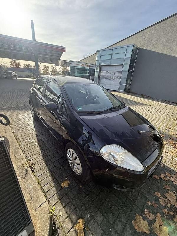 Gebraucht Fiat Grande Punto Dynamic 95 PS (69 kW) 2009 Schwarz Kleinwagen