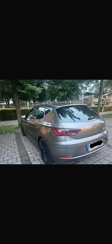Gebraucht 2017 Seat Leon FR | 15.500 € - Bild 1/4