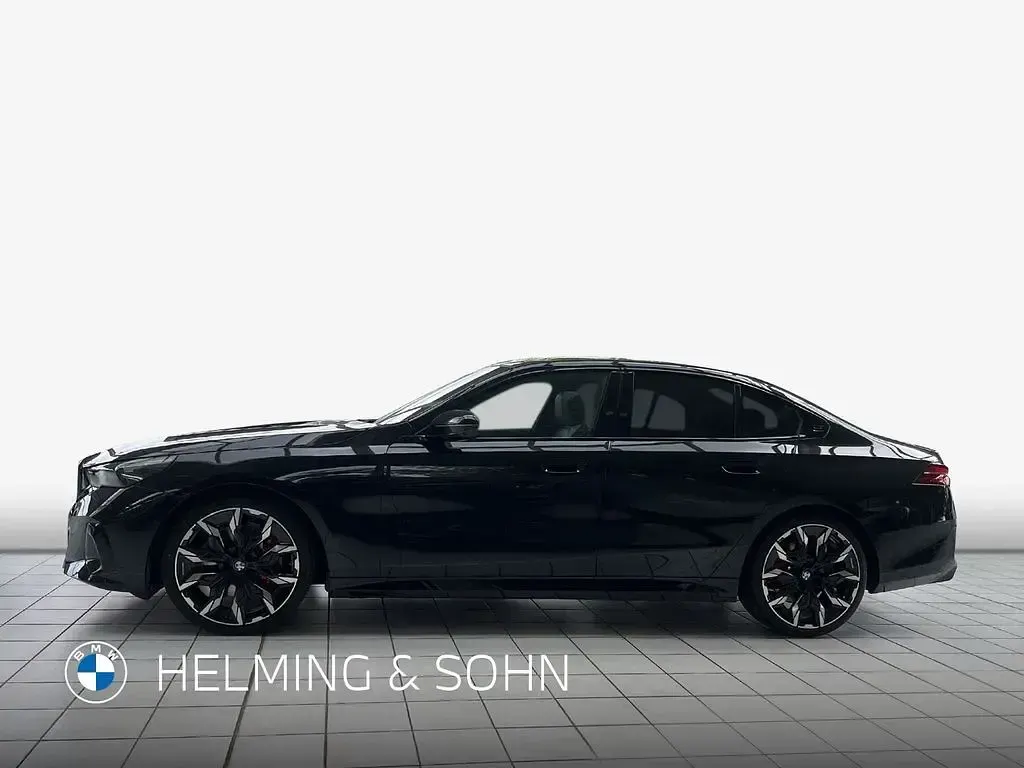 Neu BMW 540 M Sport 303 PS (222 kW) 2026 Schwarz Limousine