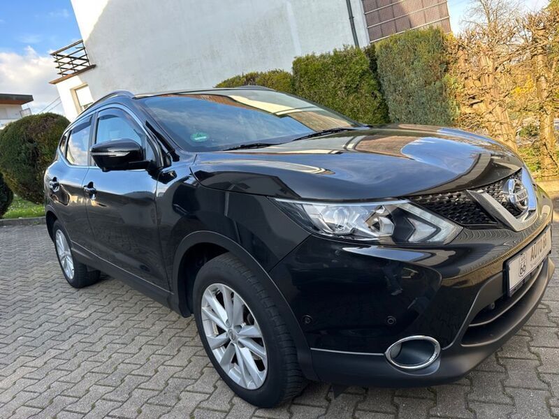 Schwarz Gebraucht 2014 Nissan Qashqai 360º SUV | 7.690 € (Fairer Preis) - Bild 1/4