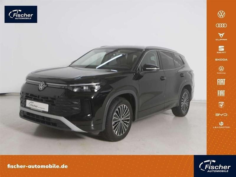 Grenadillschwarz metallic Gebraucht 2025 VW Tayron Life SUV | 37.480 € - Bild 1/4