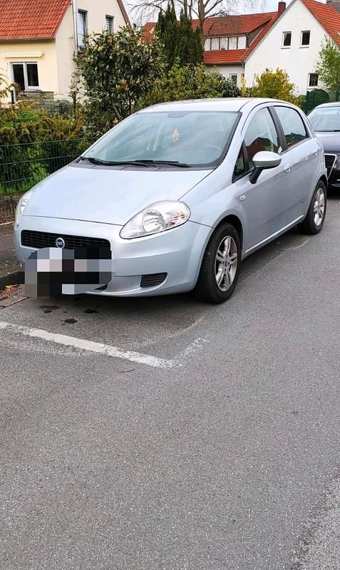 Silber Gebraucht 2006 Fiat Punto Kleinwagen | 600 € (Guter Preis) - Bild 1/3
