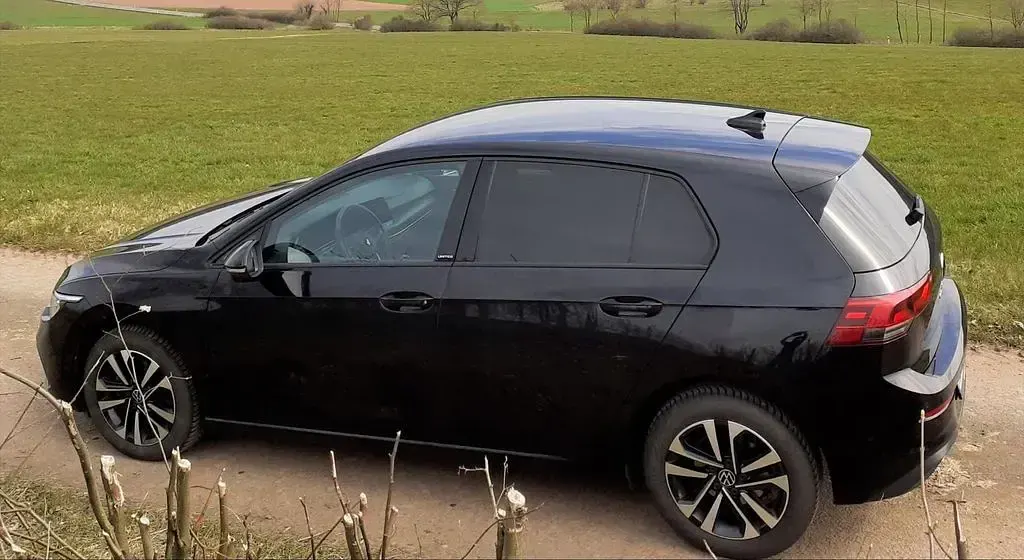 Gebraucht VW Golf VIII United 131 PS (96 kW) 2020 Schwarz Limousine