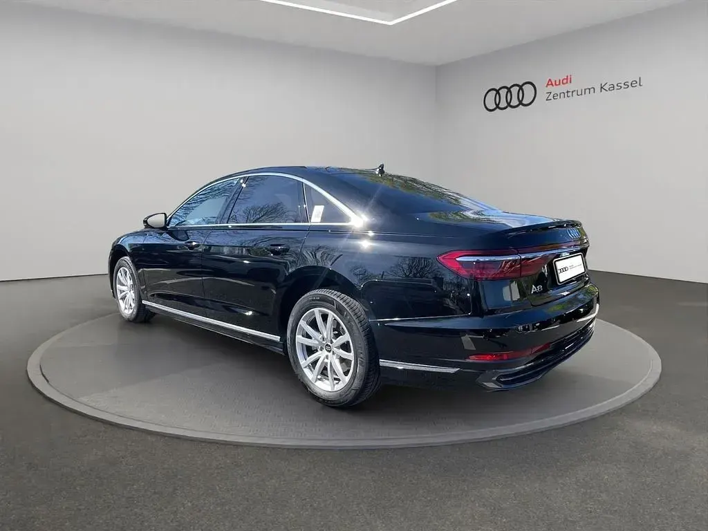 Gebraucht Audi A8 Ambiente 286 PS (210 kW) 2024 Schwarz Limousine