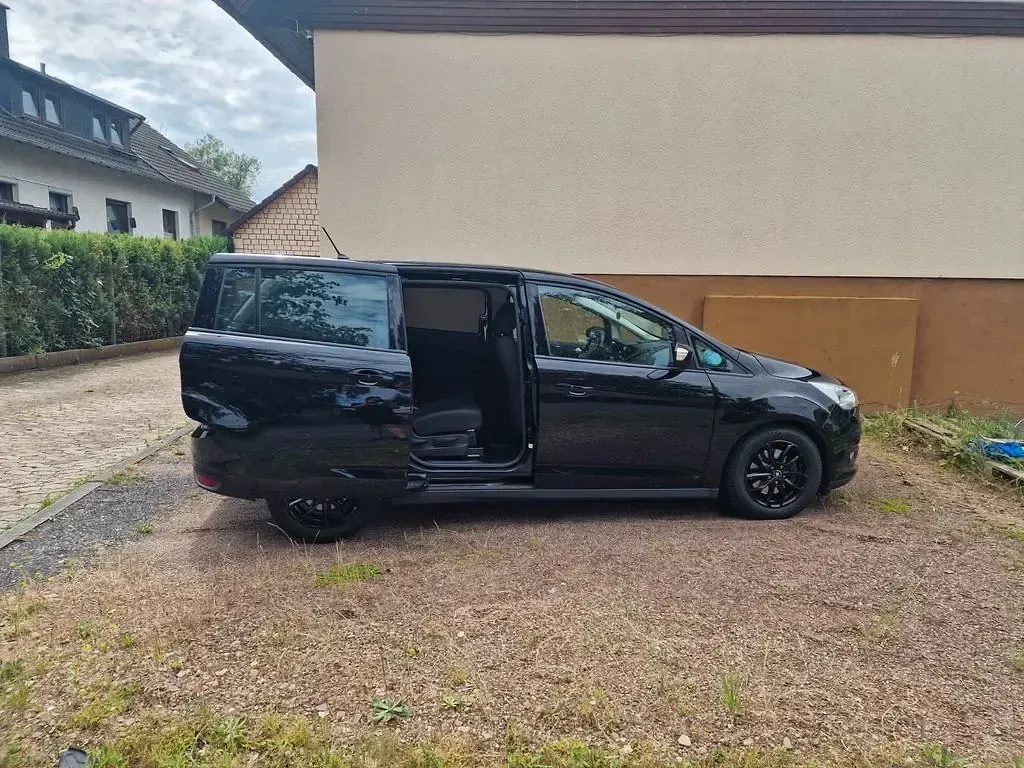 Gebraucht Ford Grand C-Max Trend 95 PS (69 kW) 2019 Schwarz Van / Kleinbus