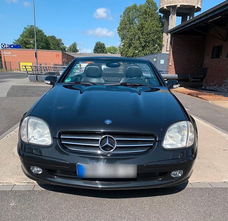 Gebraucht Mercedes SLK230 AMG 197 PS (144 kW) 2001 Schwarz Cabrio