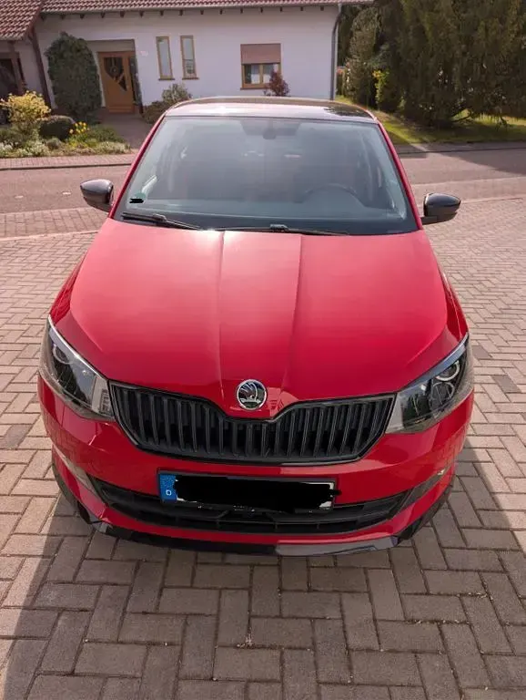 Gebraucht Skoda Fabia Monte Carlo 110 PS (80 kW) 2016 Rot Limousine