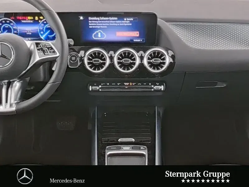 Gebraucht Mercedes EQA250+ Progressive 150 kW (204 PS) 2025 Weiß SUV