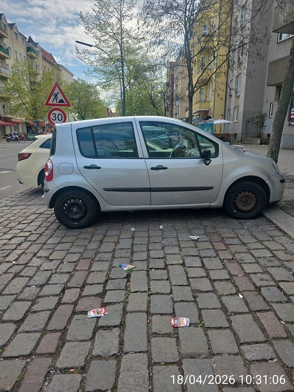 Używany Renault Modus Avantage 75 KM (55 kW) 2007 Beżowy Minivan