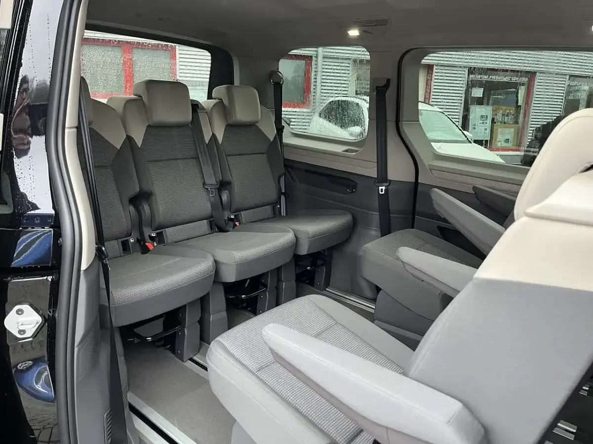Nouvelle VW T7 Edition 150 ch (110 kW) 2025 Noir Van