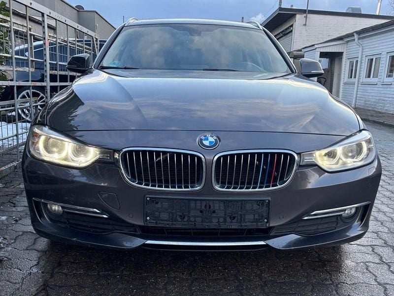 Gebraucht BMW 320 Luxury Line 184 PS (135 kW) 2013 Braun Kombi