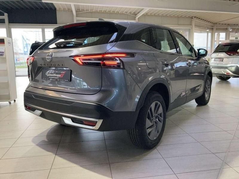 Neu Nissan Qashqai Acenta 140 PS (102 kW) 2025 Grau SUV