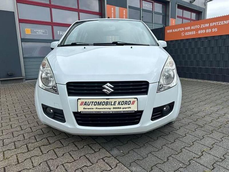 Weiß Gebraucht 2009 Suzuki Splash Kleinwagen | 3.480 € (Fairer Preis) - Bild 1/4