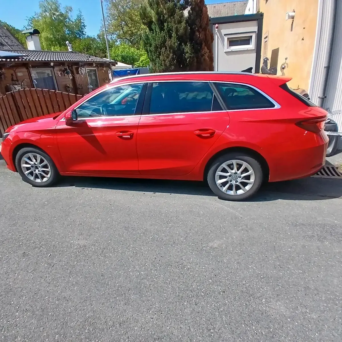 Używany Seat Leon 204 KM (150 kW) 2021 Czerwony Kombi