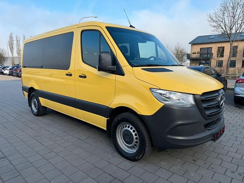 Gebraucht Mercedes Sprinter 170 PS (125 kW) 2024 Gelb Van