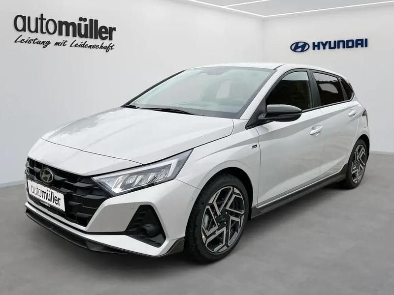 Neu Hyundai i20 N Line 100 PS (73 kW) 2026 Lumen grey / mic Kleinwagen